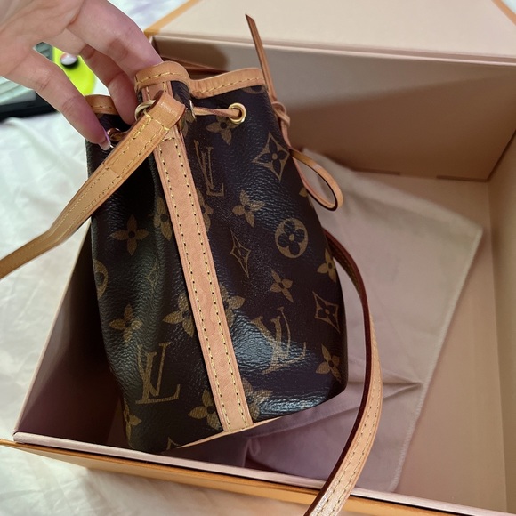 Louis Vuitton Nano Noe Handbag - Picture 9 of 13